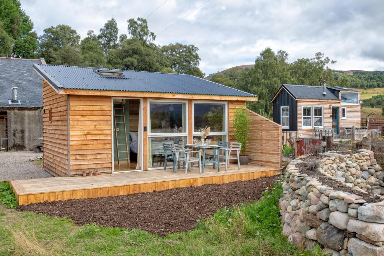 Alba - Charming Boutique Forest View Cabin With Hot Tub In Ballater Extérieur photo