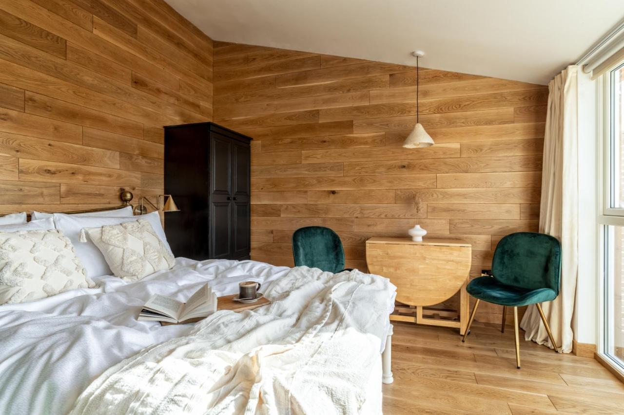 Alba - Charming Boutique Forest View Cabin With Hot Tub In Ballater Extérieur photo